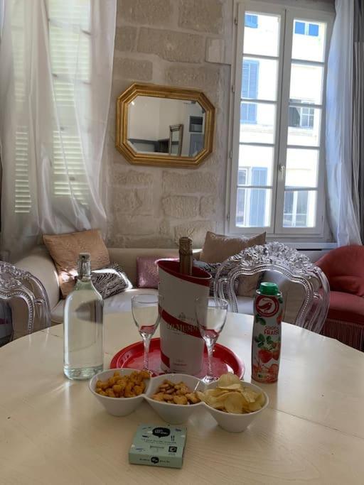 Magnifique Appartement Plein Coeur Avignon Intra-Muros Exterior foto