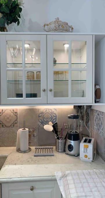 Magnifique Appartement Plein Coeur Avignon Intra-Muros Exterior foto